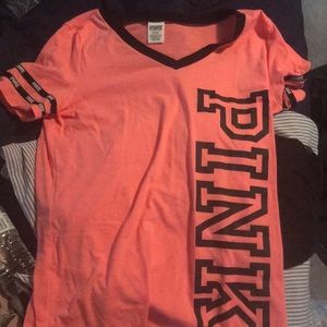 VS PINK T-shirt